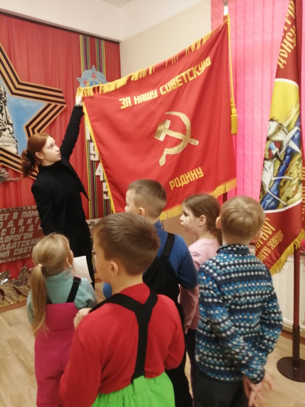 Память о блокадном Ленинграде: экскурсия для юных патриотов! Память о блокадном Ленинграде: экскурсия для юных патриотов!